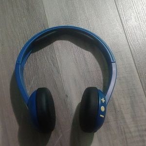 Bluetooth headphones